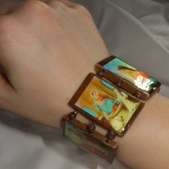 Handmade Catholic Wooden Bracelet - Picture 3 of 3